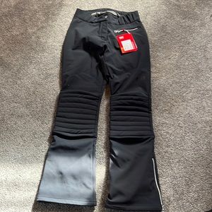 Helly Hanson Brand new women’s small snow pants